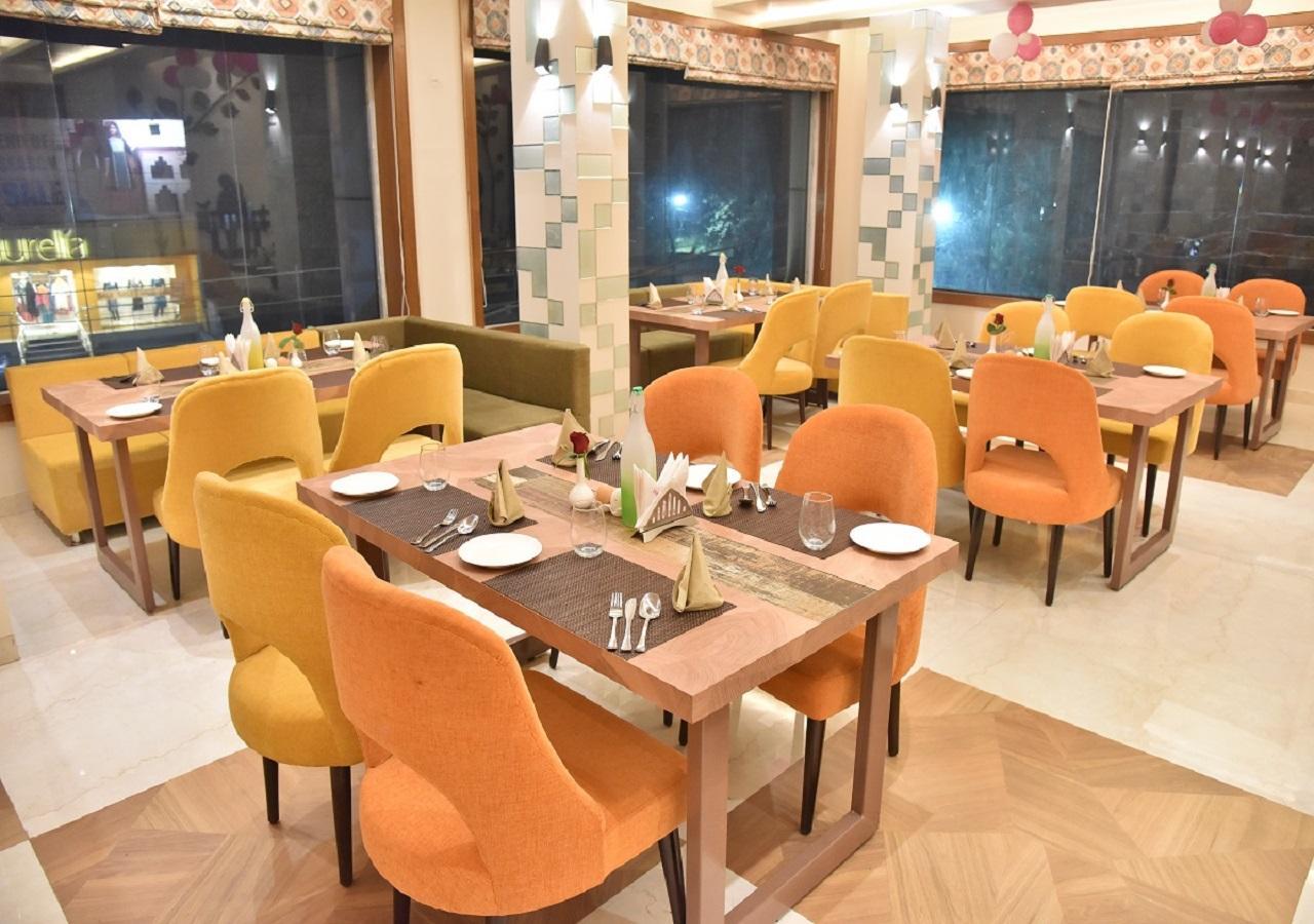 Hotel Rk Grand Váránasí Exteriér fotografie